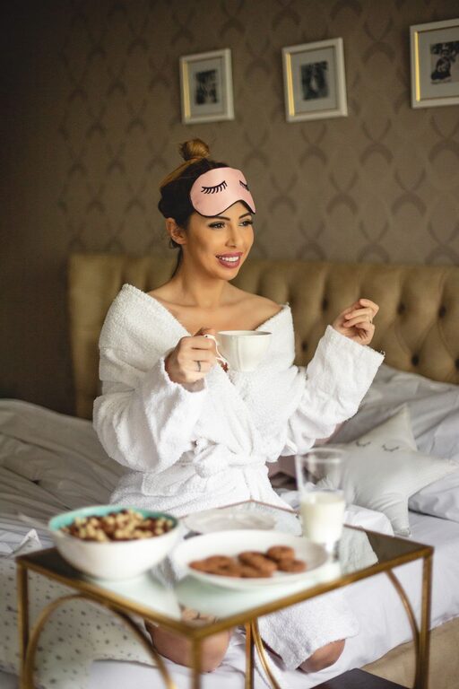 How to Create a Productive Morning Routine to Start Your Day Positively